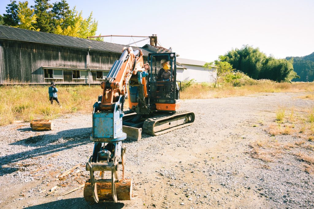東峰村で木と遊ぼう 子供木工体験 フラワーズ 源流の森づくり