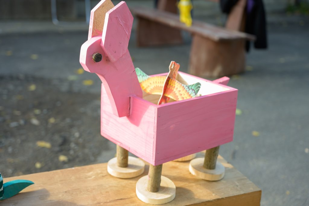 東峰村で木と遊ぼう 子供木工体験 フラワーズ 源流の森づくり